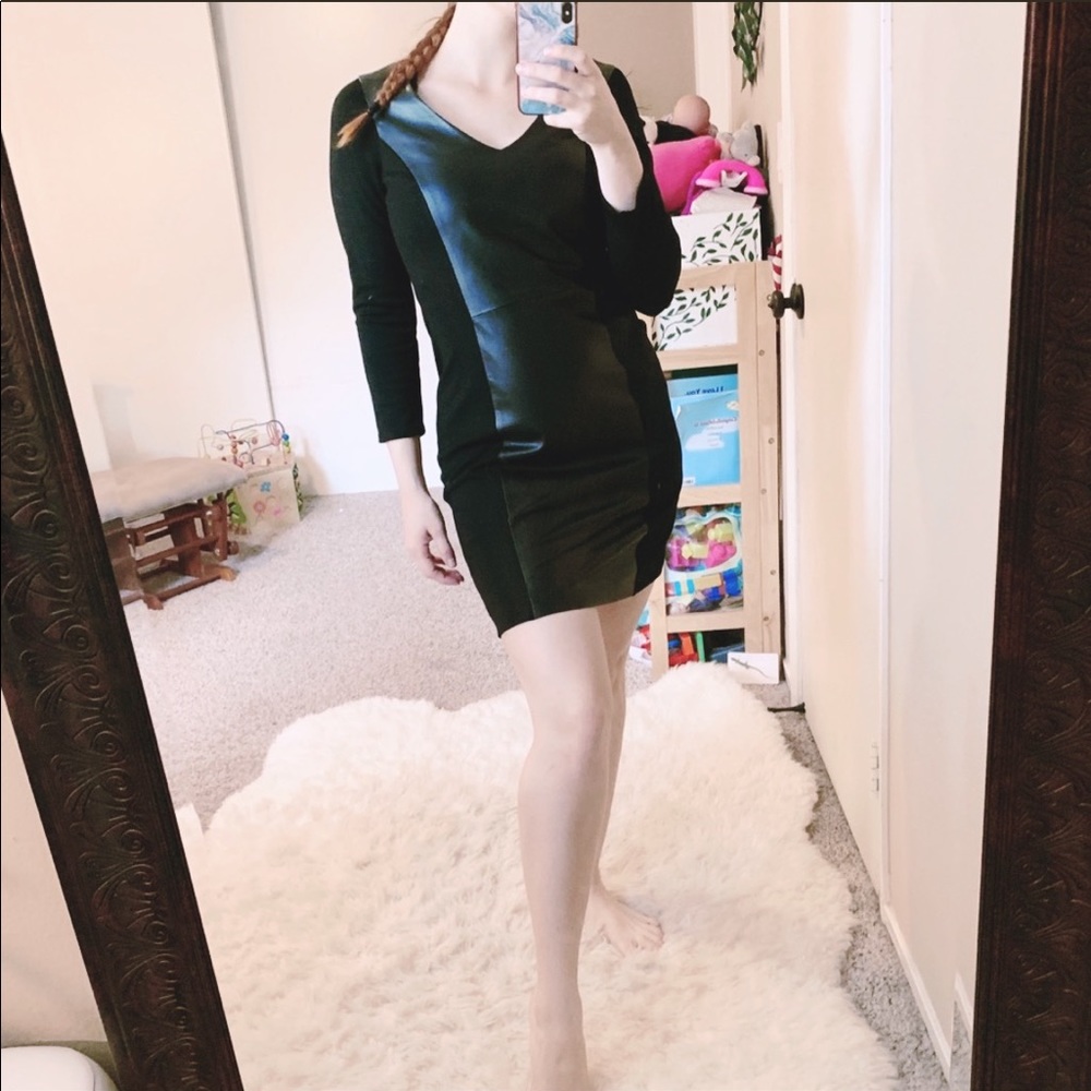 Vakko Black Leather Sheath Mini Dress